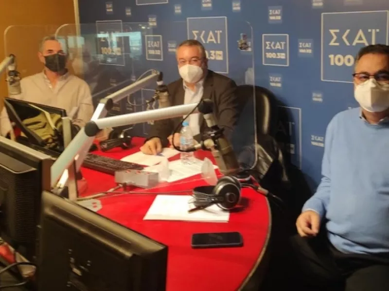 Μόσιαλος σε ΣΚΑΪ 100,3: Η «Δέλτα» σκοτώνει στην Ελλάδα- Σε 10 μέρες θα ξέρουμε για «Όμικρον» 