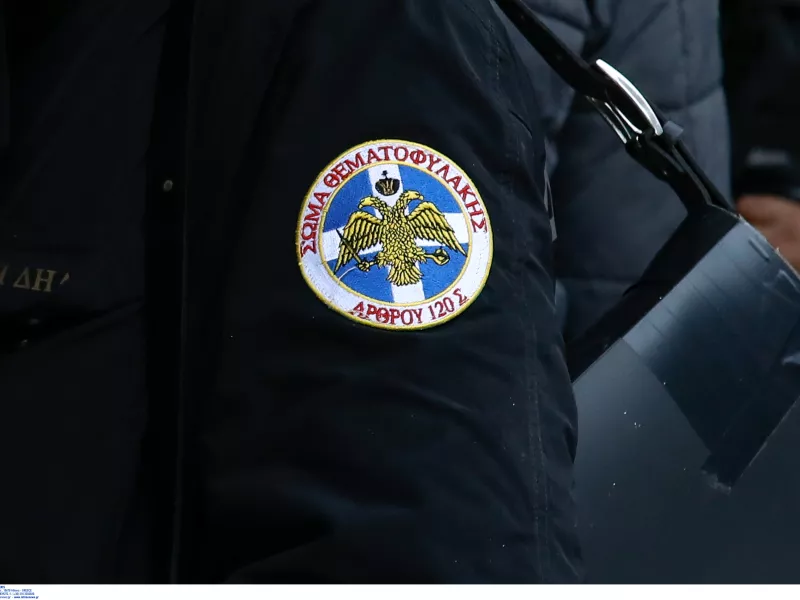 Οι πρώτες διώξεις στους «Θεματοφύλακες» του Συντάγματος για τις «ιερές δηλώσεις»