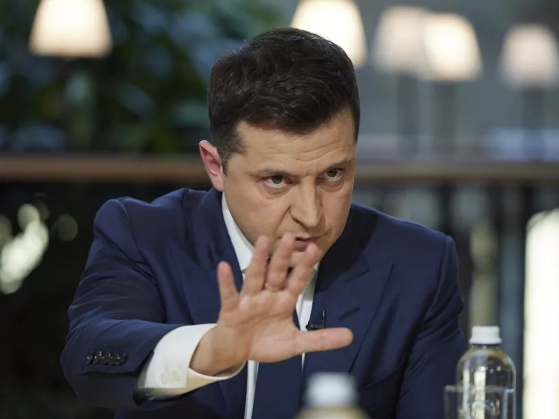 Ζελένσκι: Σκέψεις για διακοπή διπλωματικών σχέσεων Ουκρανίας - Ρωσίας