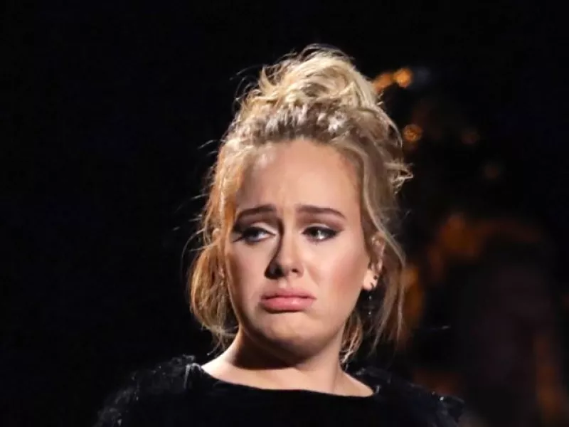 Τελικά, γιατί ακύρωσε η Adele τις εμφανίσεις της στο Λας Βέγκας -Φτηνή δικαιολογία η πανδημία;