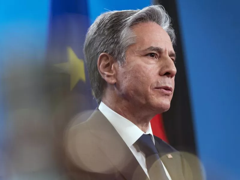 Μπλίνκεν: Γιατί δεν πρέπει να επιβάλουμε τώρα κυρώσεις στη Ρωσία 