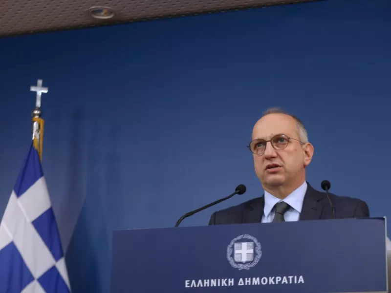 Κυβέρνηση για πρόταση μομφής: Ο κ.Τσίπρας φαντασιώνεται να επαναφέρει το αποτυχημένο χθες