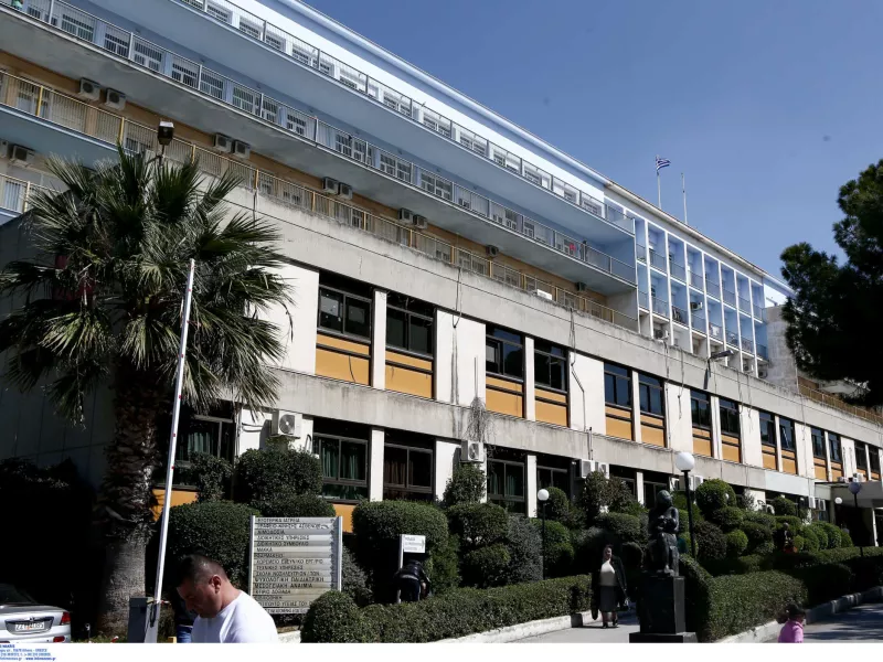 Κορωνοϊός: Με πνευμονική εμβολή 11χρονος από τη Λέσβο- Μεταφέρθηκε με C130 στο Νοσοκομείο Παίδων 