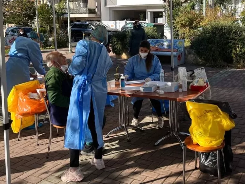 Μανωλόπουλος: Έως 60.000 κρούσματα την επόμενη εβδομάδα - Θωμαΐδης: Έρχεται σταθεροποίηση