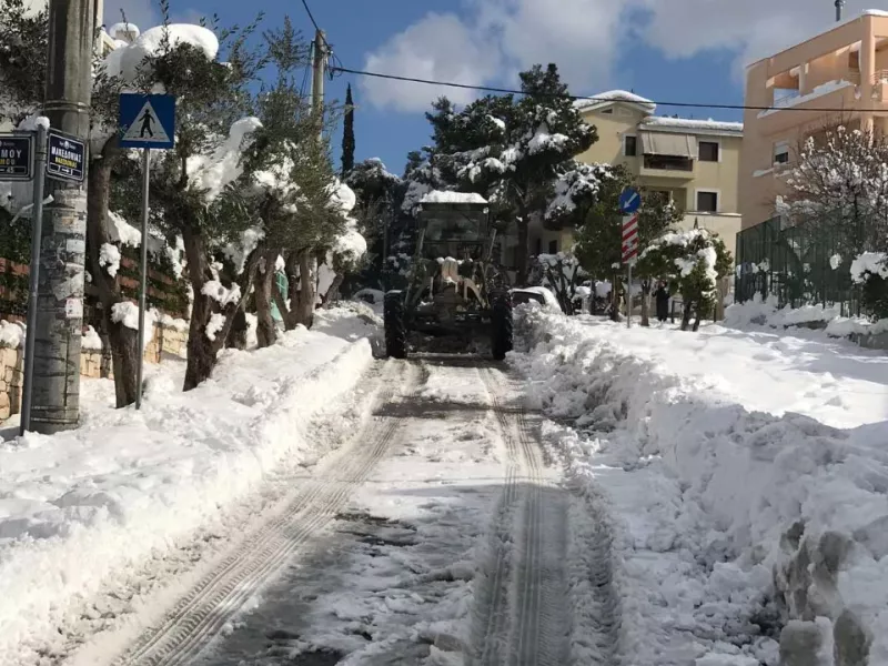 ΔΕΔΔΗΕ: 3.000 νοικοκυριά στην Αττική παραμένουν χωρίς ρεύμα 