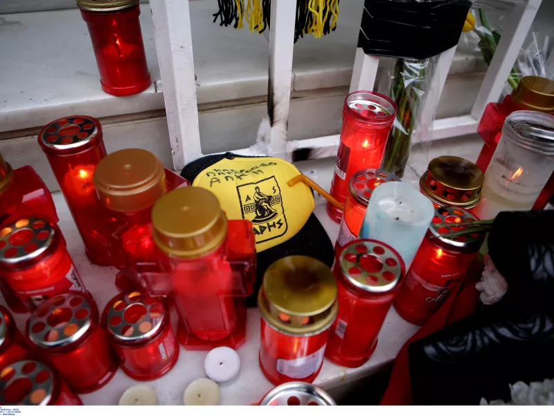 Στη δημοσιότητα οι φωτογραφίες των 12 κατηγορούμενων για τη δολοφονία του Άλκη