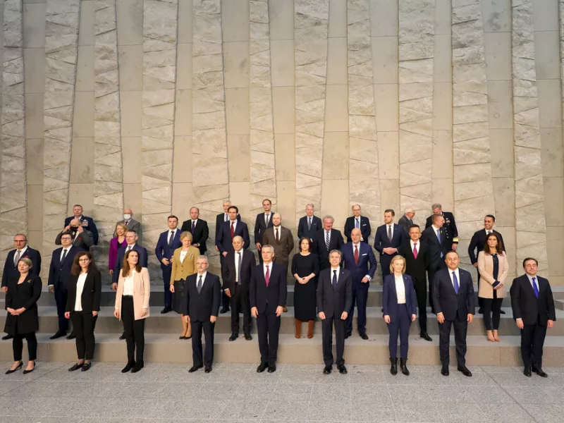 Στόλτενμπεργκ: Τα χειρότερα έπονται στην Ουκρανία - Το ΝΑΤΟ δεν θέλει πόλεμο με τη Ρωσία