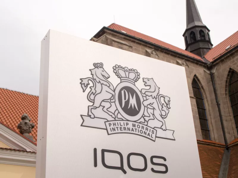Η Philip Morris International «παγώνει» τις επενδύσεις της στη Ρωσία	