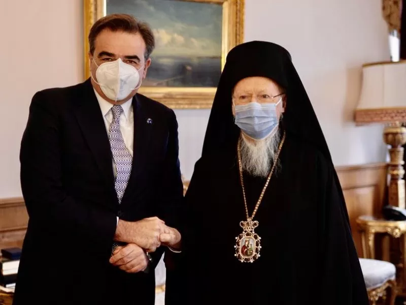 Σχοινάς: Ως Χριστιανός Ορθόδοξος δεν μπορώ να δεχτώ ότι Ορθόδοξοι βομβαρδίζουν Ορθόδοξες μονές και μνημεία