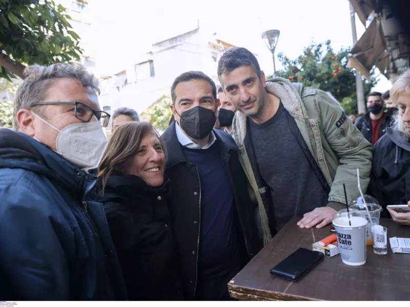 Περιοδεία Τσίπρα στην αγορά του Αιγάλεω: Φοβάμαι ότι οι επιπτώσεις του πολέμου στην Ουκρανία δεν είναι ακόμα ορατές 