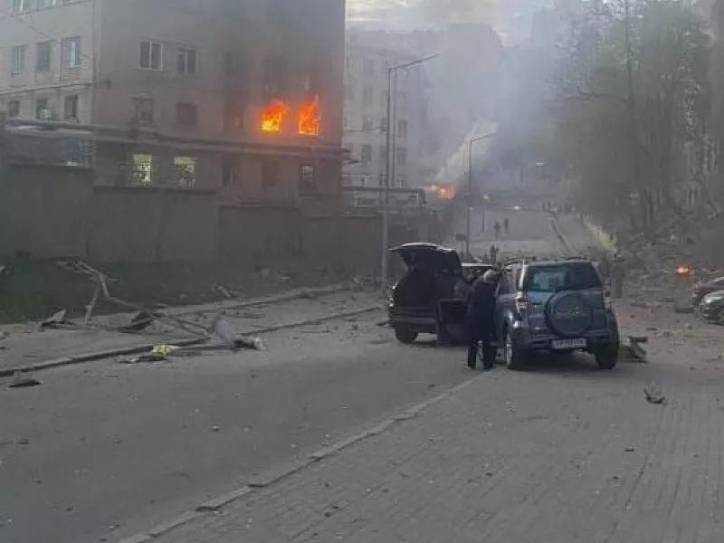 Ουκρανία: Δυνατές εκρήξεις στο Κίεβο μετά τη συνάντηση Γκουτέρες-Ζελένσκι