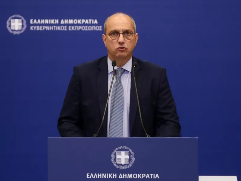 Θετικός στον κορωνοϊό o Γιάννης Οικονόμου