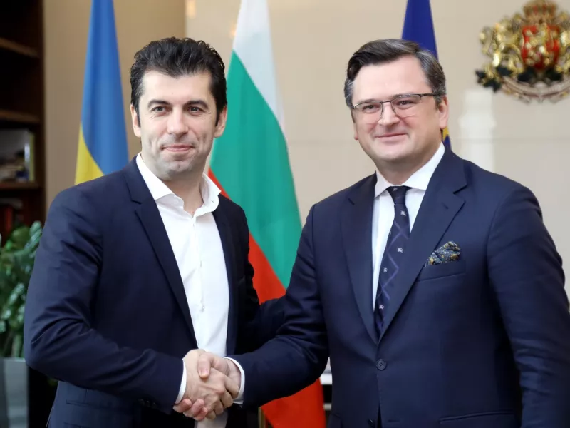 Βούλγαρος πρωθυπουργός: Αδιανόητο προ μηνών να βρεθούμε χωρίς ρωσικό αέριο – Η ΕΕ να βρει εναλλακτικές 