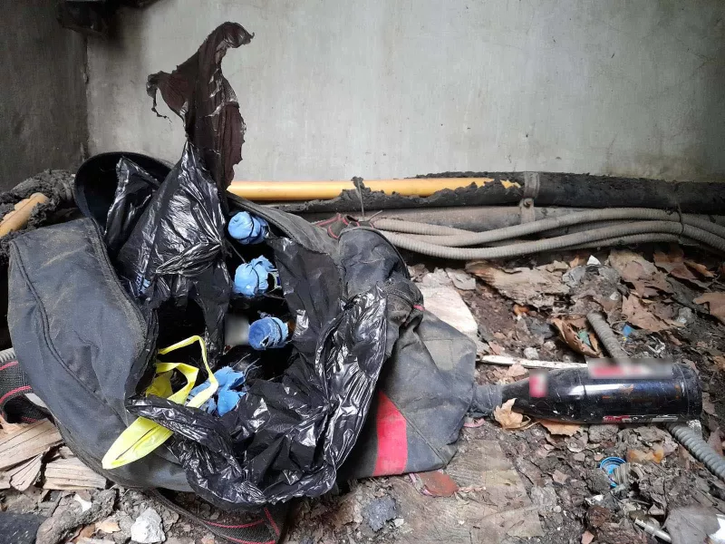 Έντεκα αυτοσχέδιες μολότοφ εντοπιστήκαν κοντά στη Σχολή Θετικών Επιστημών του ΑΠΘ