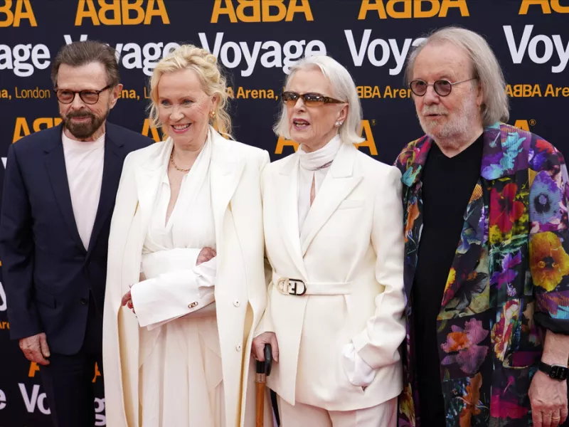 «Mamma Mia! Here we go again» - Επανεμφάνιση των Abba μετά από 36 χρόνια! 