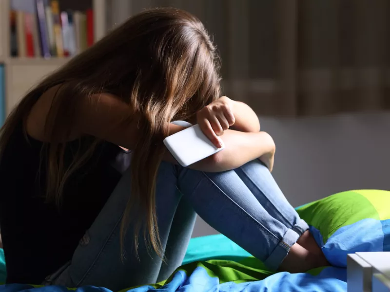 Είχαν επιτεθεί με σουγιά σε μαθήτρια του σχολείου που φοιτούσε ο 14χρονος Μάκης- Η καταγγελία της μητέρας 