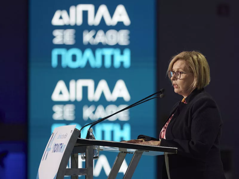 Γκάγκα στο Συνέδριο της ΝΔ: Αναβαθμίζουμε το ΕΣΥ που σχεδιάστηκε πριν από 40 χρόνια