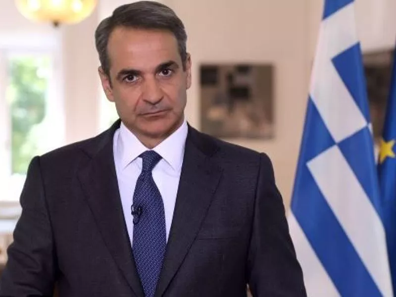 Αναδρομική επιστροφή έως 600 ευρώ για το ρεύμα - Αναστέλλεται η ρήτρα αναπροσαρμογής
