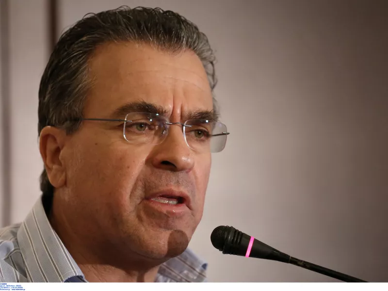 Νεκρός εντοπίστηκε ο γιος του Αργύρη Ντινόπουλου μέσα στο διαμέρισμά του