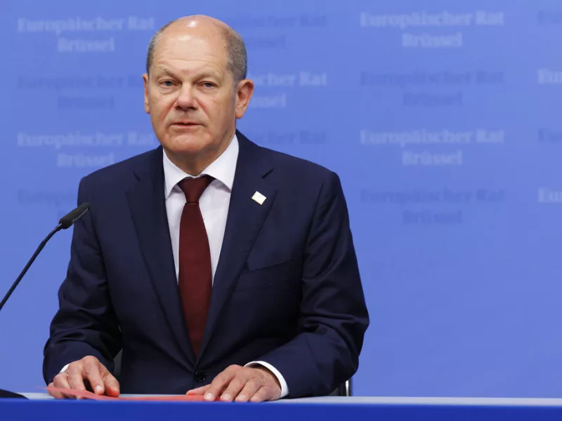 Σολτς: Η Γερμανία σκοπεύει να απεξαρτηθεί από το ρωσικό πετρέλαιο έως το τέλος του έτους