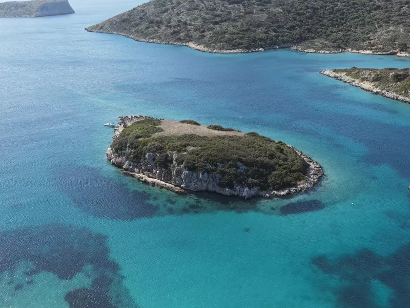 Αλόννησος: Εντυπωσιακές εικόνες από ενάλια αρχαιολογική έρευνα στη νησίδα Αγ. Πέτρου - Τι βρήκανάποψη των νήσων Άγ. Πέτρος και Κυρά-Παναγιά