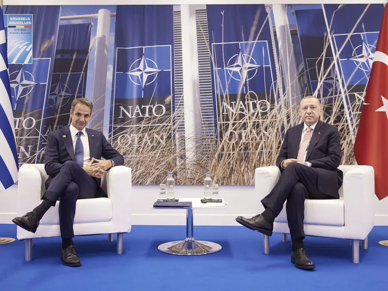 Ο Κυριάκος Μητσοτάκης και ο Ρετζέπ Ταγίπ Ερντογάν 