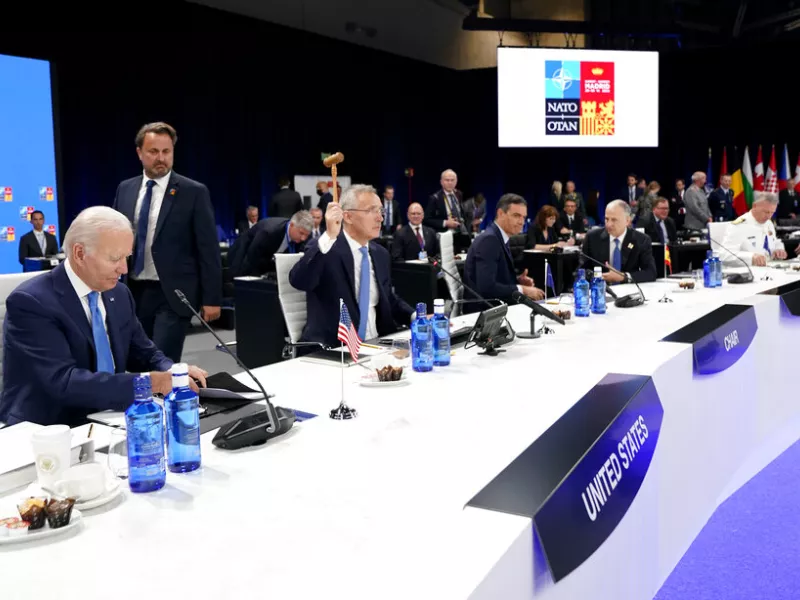 NATO σύσκεψη