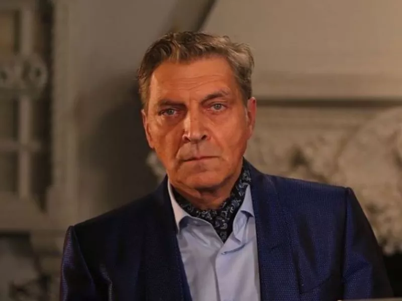 O Ρώσος δημοσιογράφος Αλεξαντρ Νεβζόροφ