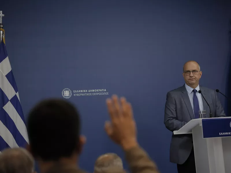 Ο κυβερνητικός εκπρόσωπος, Γιάννης Οικονόμου