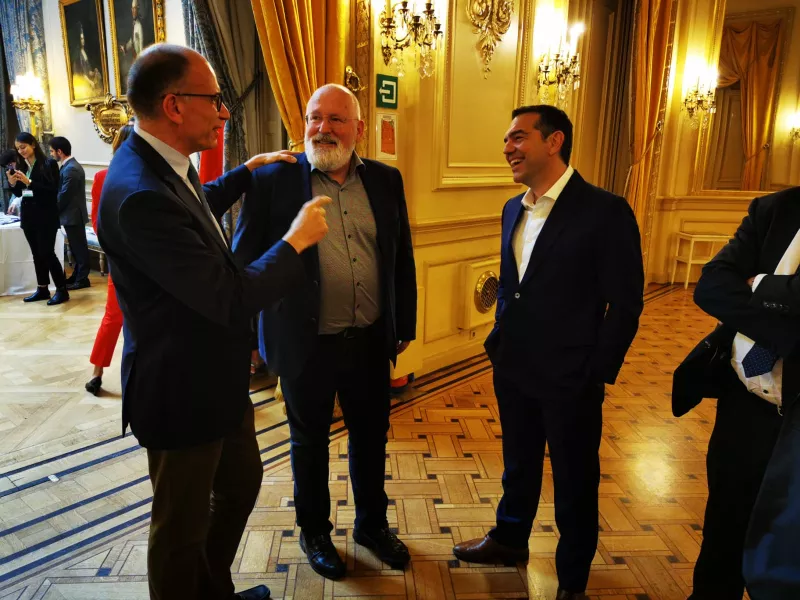 Τσίπρας στο PES: Όχι στην επέκταση του ΝΑΤΟ-  Τι είπε για τις κυρώσεις στη Ρωσία 