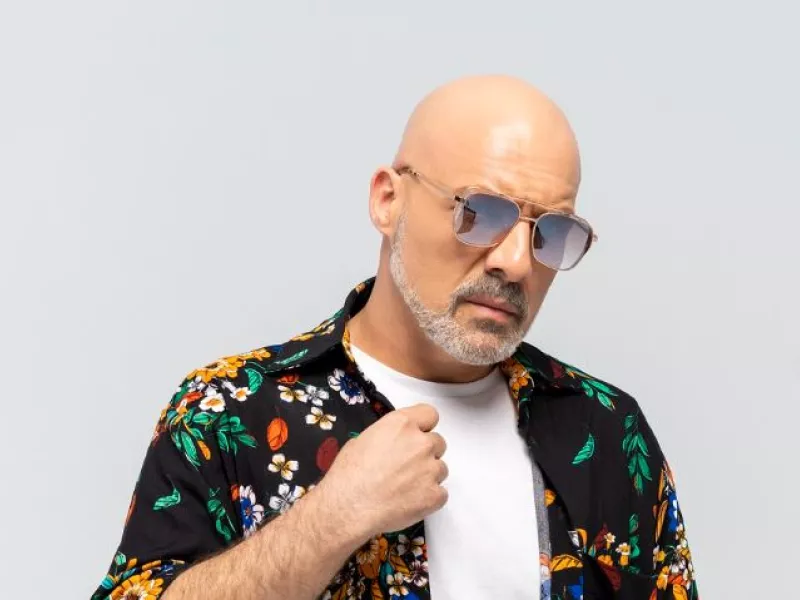Μουτσινάς