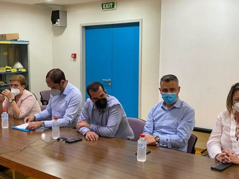 Πλεύρης στο νοσοκομείο Ρεθύμνου