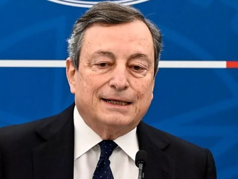 Μέτρα στήριξης για τα ιταλικά νοικοκυριά ανακοίνωσε ο Μάριο Ντράγκι 
