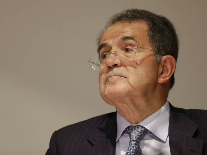 Ρομάνο Πρόντι: Αν κερδίσουν η Μελόνι και οι σύμμαχοί της φοβάμαι ότι, ως χώρα, μπορεί να απομονωθούμε