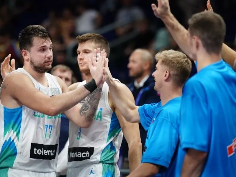 Eurobasket2022 : Η Σλοβενία λύγισε το Βέλγιο- «Κλείδωσε» για τα προημιτελικά