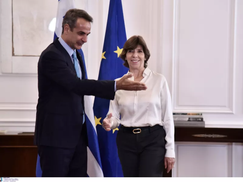Ο Μητσοτάκης με τη Γαλλίδα ΥΠΕΞ