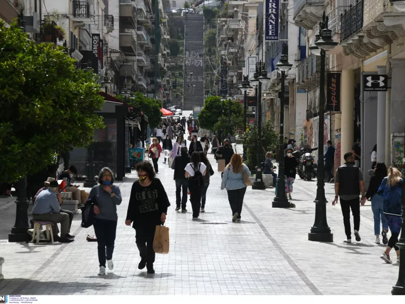 Κόσμος στην Πάτρα