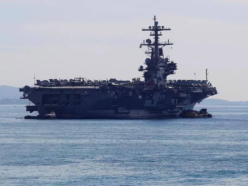 Το αεροπλανοφόρο των ΗΠΑ "George H.W. Bush"