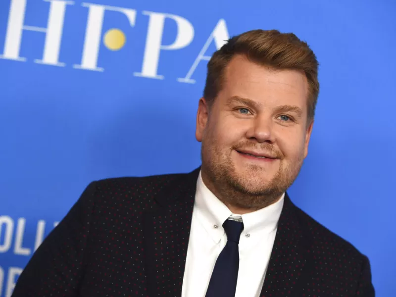  James Corden: Ο οικοδεσπότης του «The Late Late Show» κατηγορήθηκε για μπούλινγκ σε εστιατόριο 