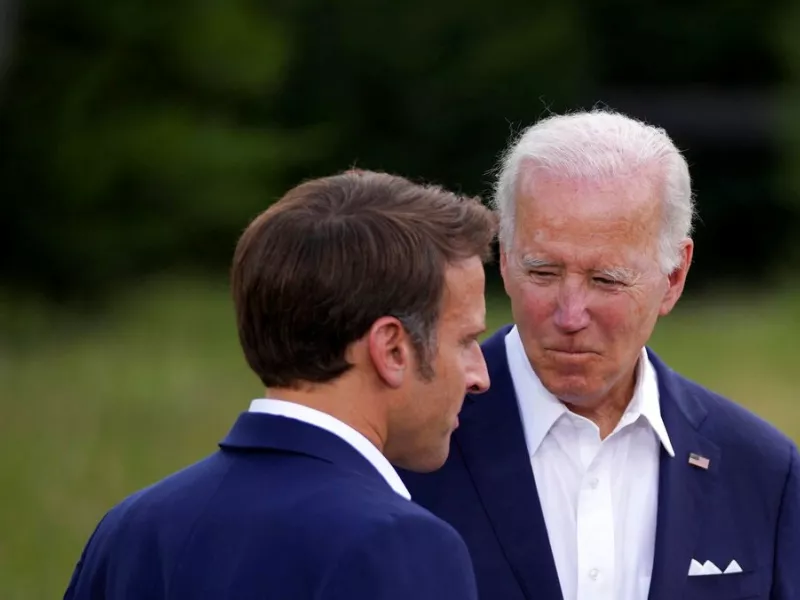 ΗΠΑ: Τα οικονομικά ζητήματα και το ουκρανικό θα συζητήσουν Μπάιντεν και Μακρόν