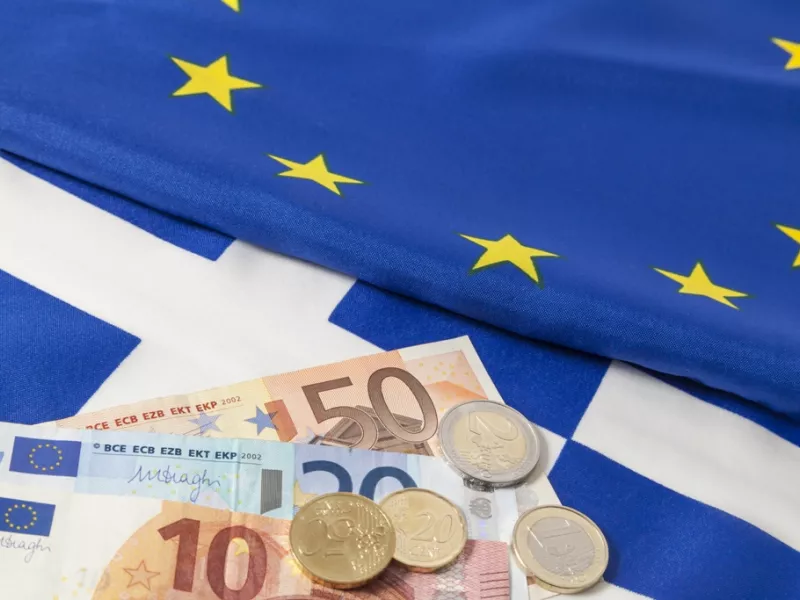 Κομισιόν: Ανάπτυξη άνω του μέσου όρου της Ευρωζώνης, αλλά πρόβλεψη για πληθωρισμό 10% φέτος