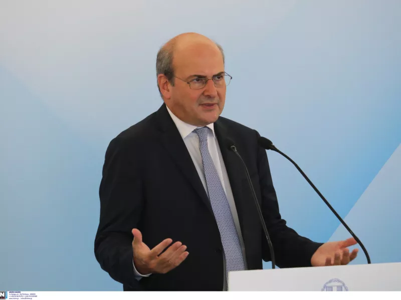 Χατζηδάκης: Σε ισχύ τα νέα ψηφιακά εργαλεία της ΔΥΠΑ