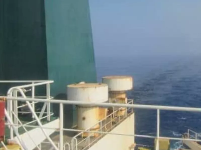 Συνωστισμός πετρελαιοφόρων στις τουρκικές ακτές μετά το πλαφόν στην τιμή του ρωσικού πετρελαίου 