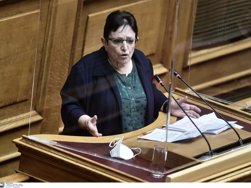 Αλέκα Παπαρήγα
