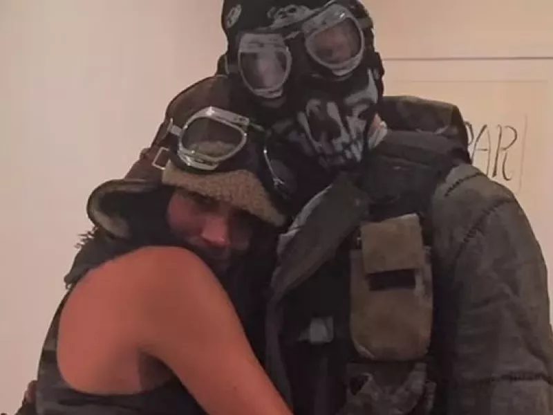 Ο πρίγκιπας Χάρι είχε ντυθεί... Mad Max για να κυκλοφορήσει ινκόγκνιτο