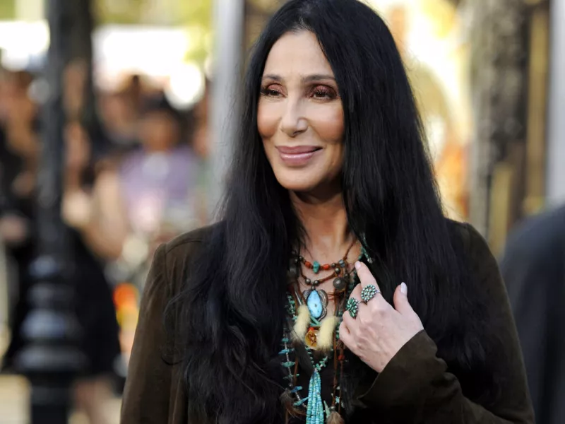 Η Cher