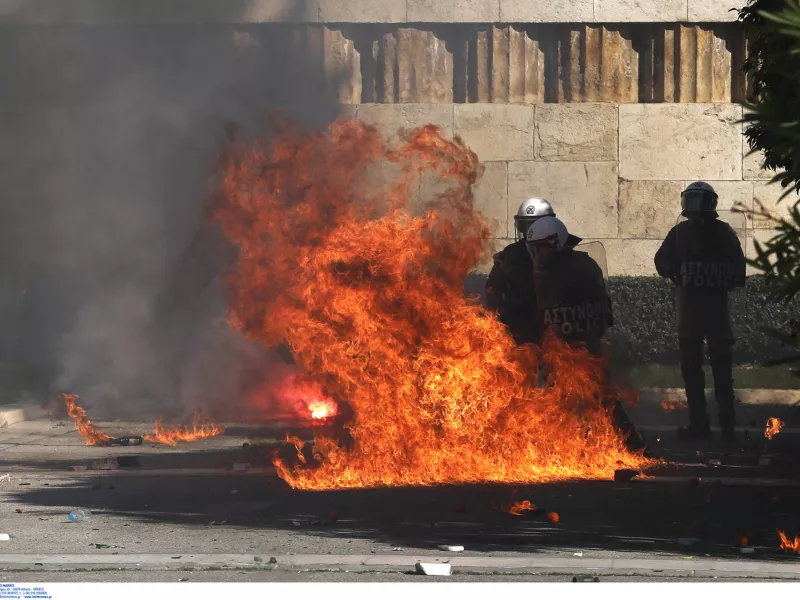 Επεισόδια στην πορεία στο Σύνταγμα