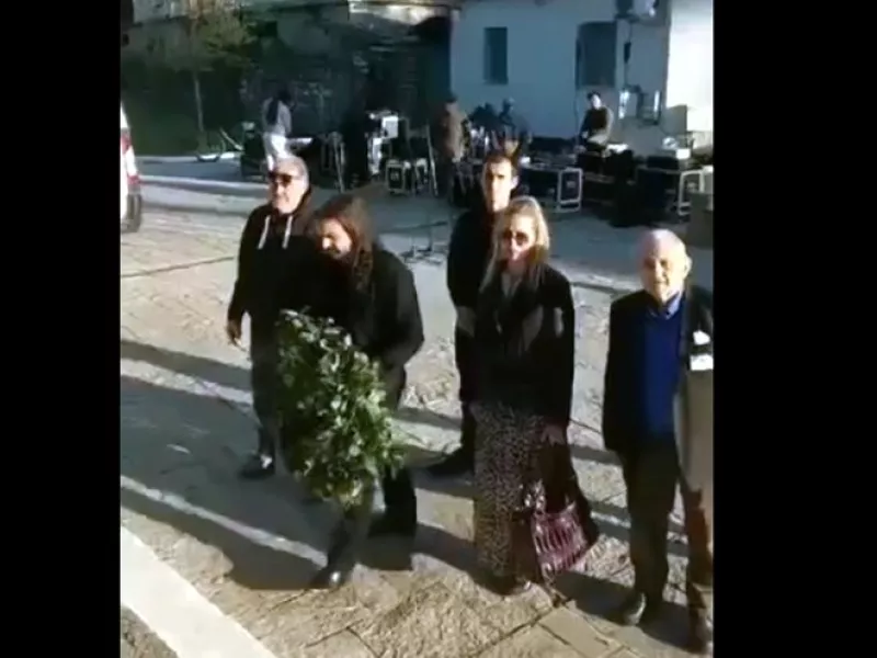 μπαρμπουσης