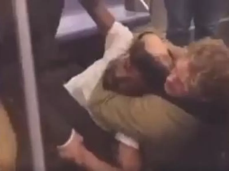 Νέα Υόρκη: Άστεγος δολοφονήθηκε από συνεπιβάτη του με κεφαλοκλείδωμα