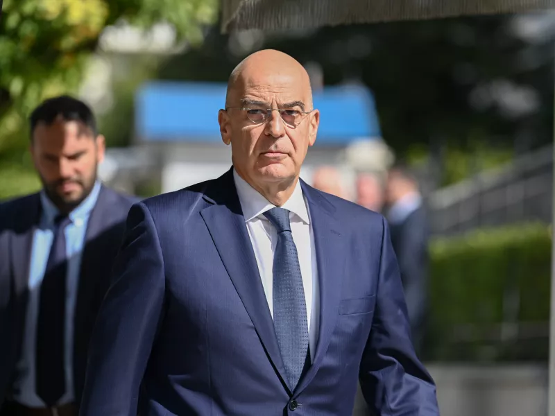 Δένδιας